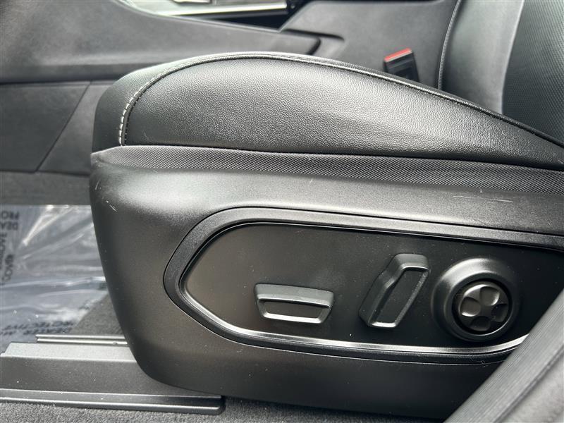 Jeep Grand Cherokee L Limited 4WD 2023