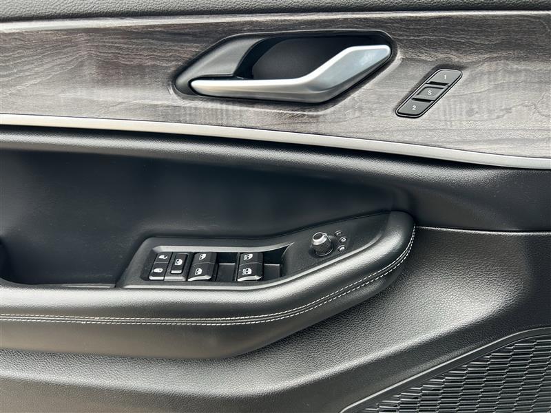 Jeep Grand Cherokee L Limited 4WD 2023