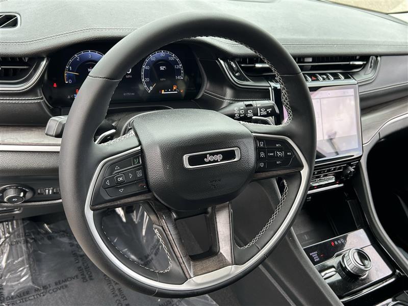 Jeep Grand Cherokee L Limited 4WD 2023