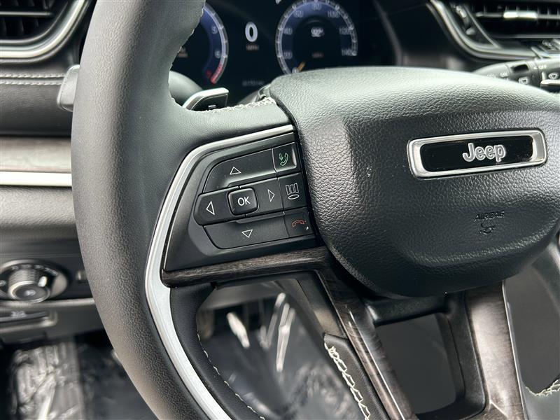 Jeep Grand Cherokee L Limited 4WD 2023