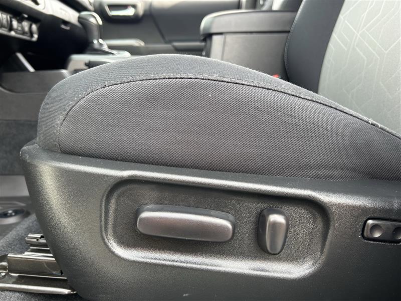 Toyota Tacoma SR5 Double Cab Long Bed V6 6AT 4WD 2022