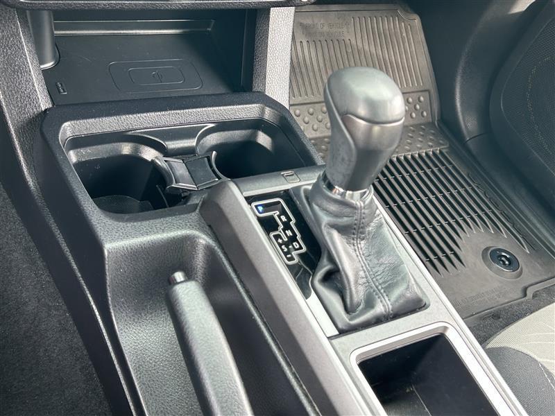 Toyota Tacoma SR5 Double Cab Long Bed V6 6AT 4WD 2022