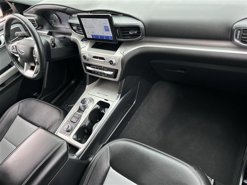 Ford Explorer XLT AWD 2022