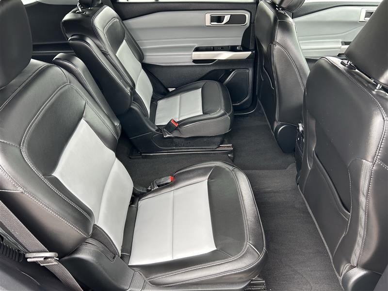 Ford Explorer XLT AWD 2022