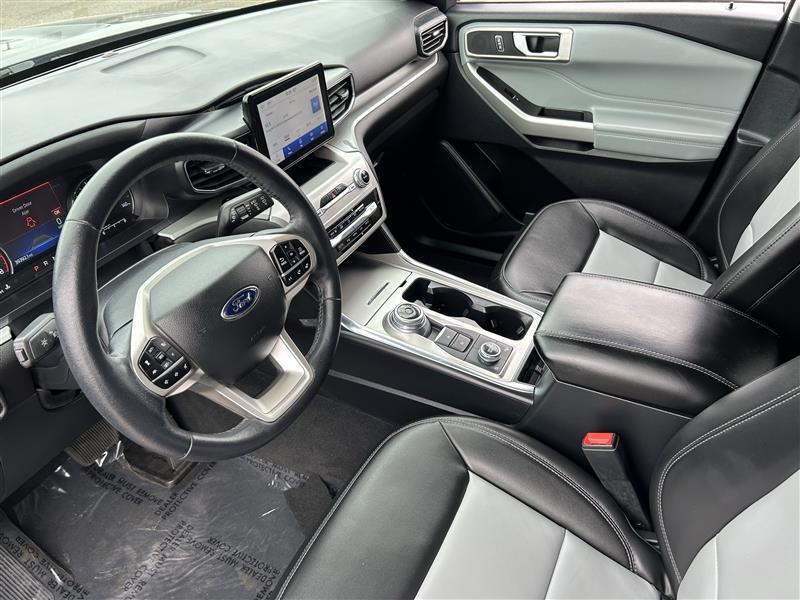 Ford Explorer XLT AWD 2022