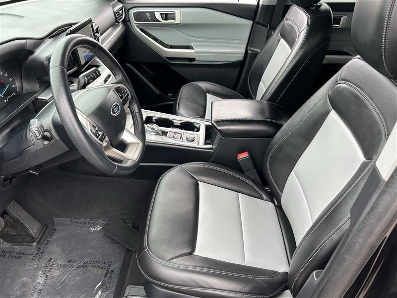 Ford Explorer XLT AWD 2022