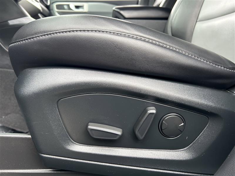 Ford Explorer XLT AWD 2022