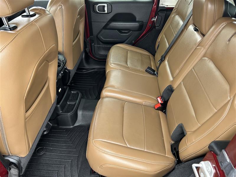 Jeep Wrangler Unlimited Sahara 2021