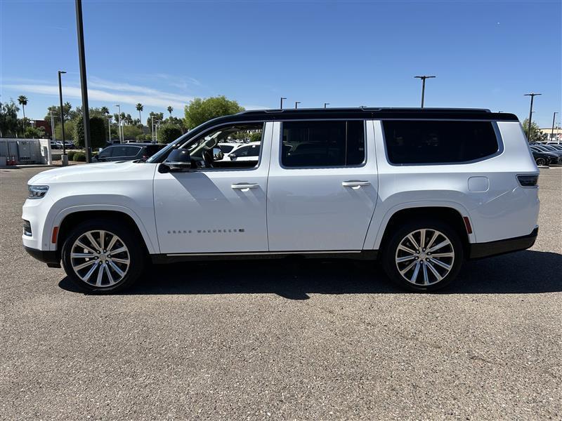 Jeep Grand Wagoneer Series II 4WD 2023