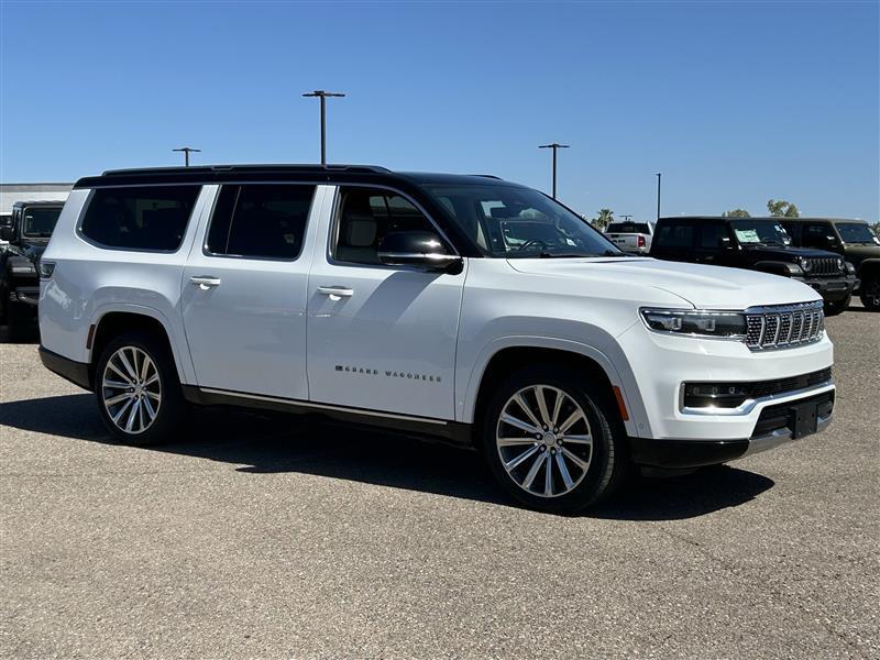 Jeep Grand Wagoneer Series II 4WD 2023