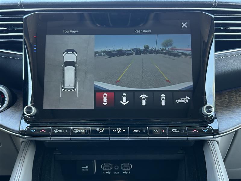 Jeep Grand Wagoneer Series II 4WD 2023