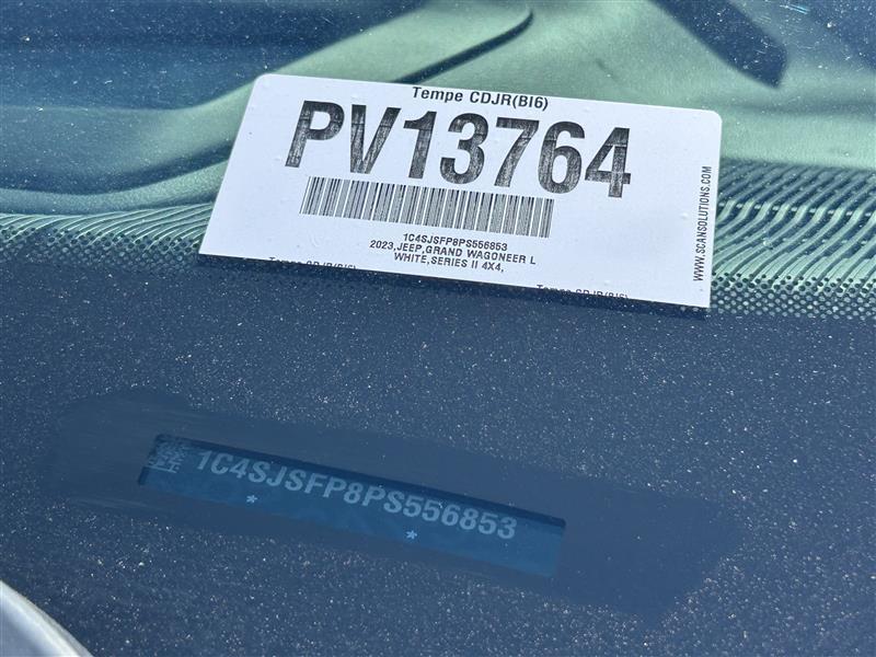 Jeep Grand Wagoneer Series II 4WD 2023