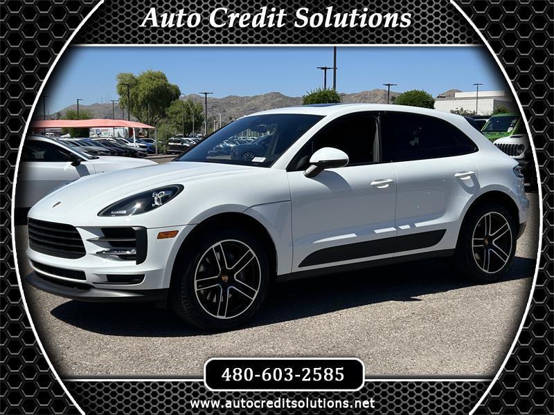 Porsche Macan Base 2021