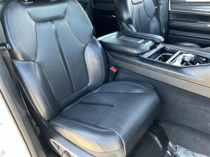 Jeep Wagoneer Series II 2024