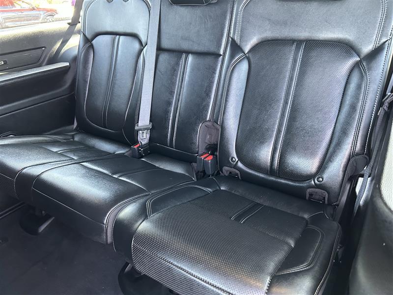 Jeep Wagoneer Series II 2024