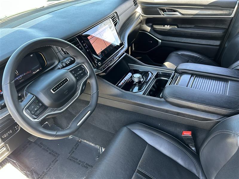 Jeep Wagoneer Series II 2024