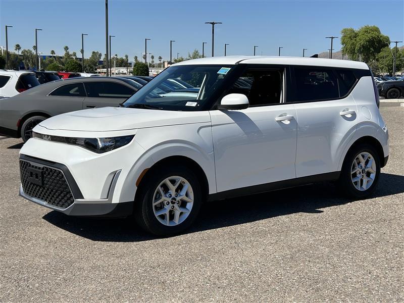 Kia Soul LX 2025