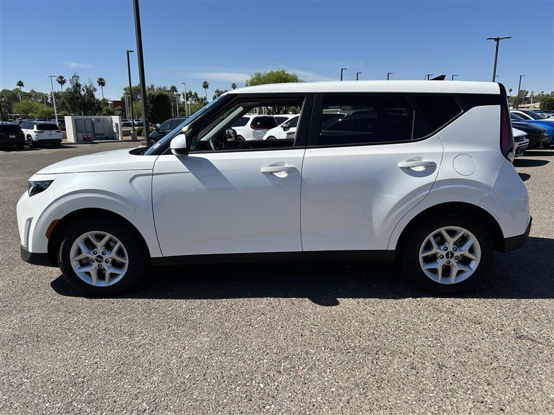 Kia Soul LX 2025
