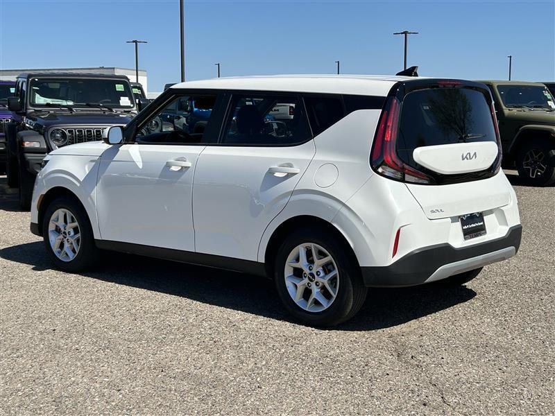 Kia Soul LX 2025
