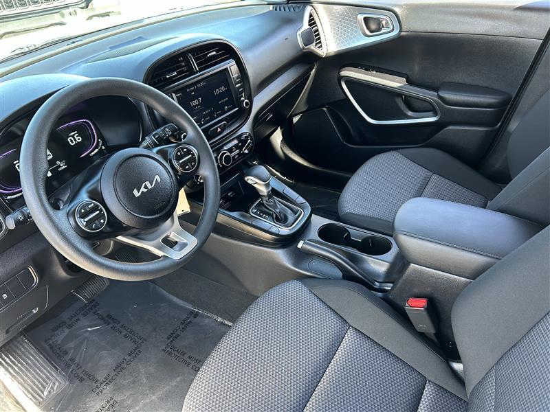 Kia Soul LX 2025