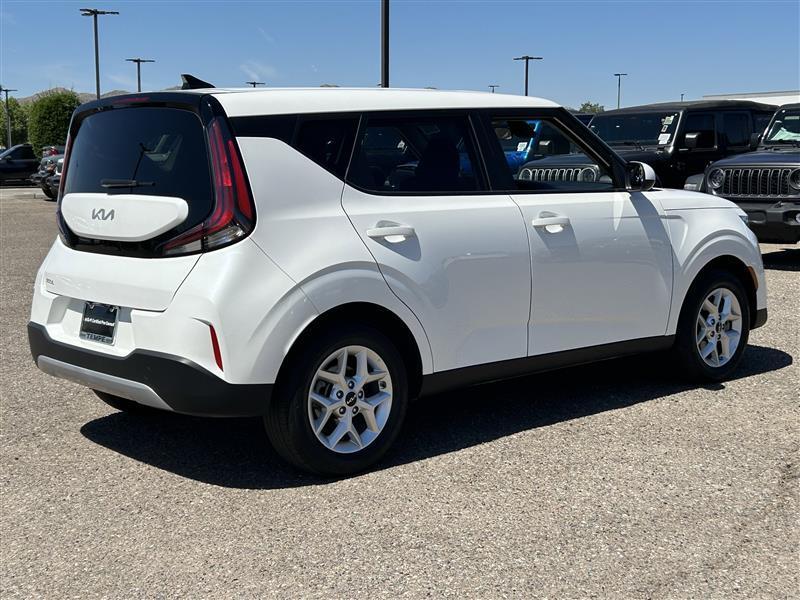 Kia Soul LX 2025