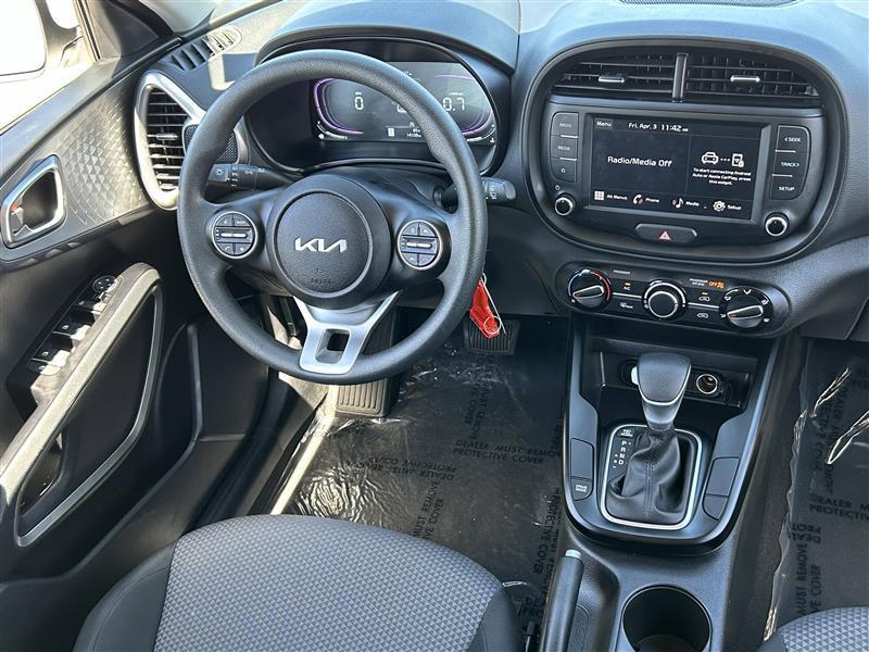 Kia Soul LX 2025