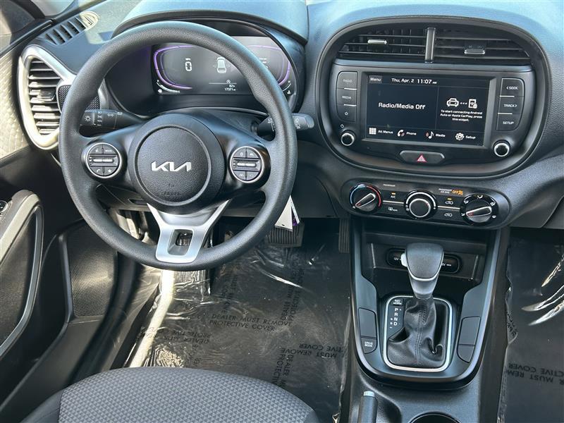 Kia Soul LX 2025