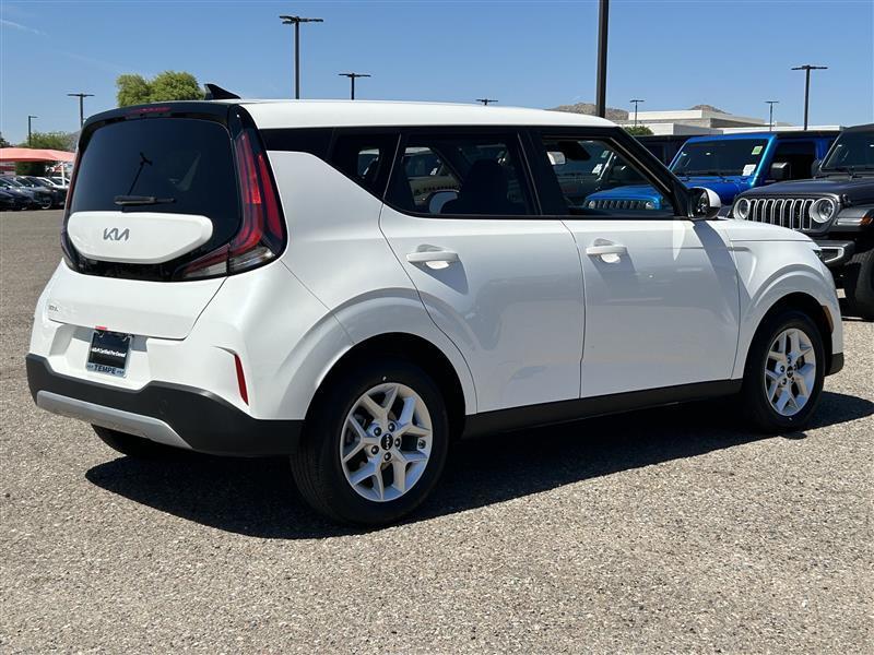 Kia Soul LX 2025