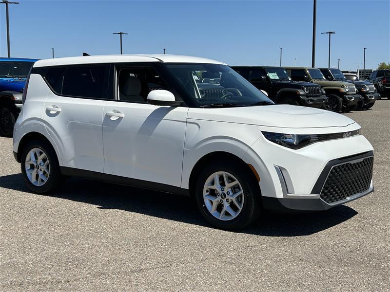 Kia Soul LX 2025