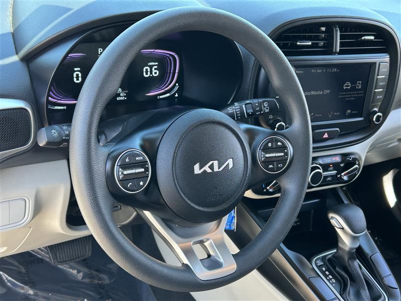 Kia Soul LX 2025