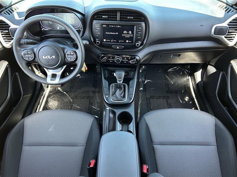 Kia Soul LX 2025