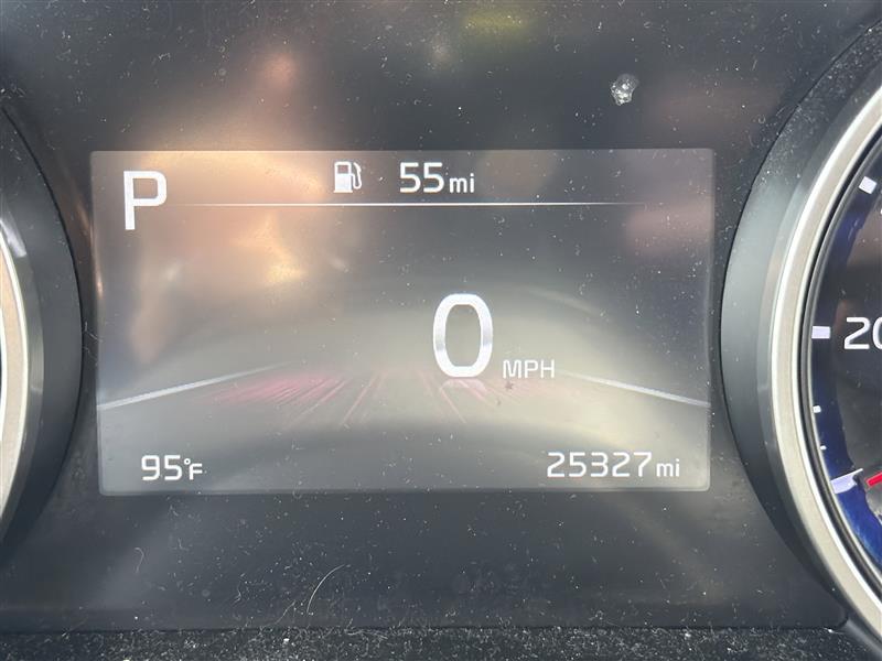 Kia Carnival EX 2024