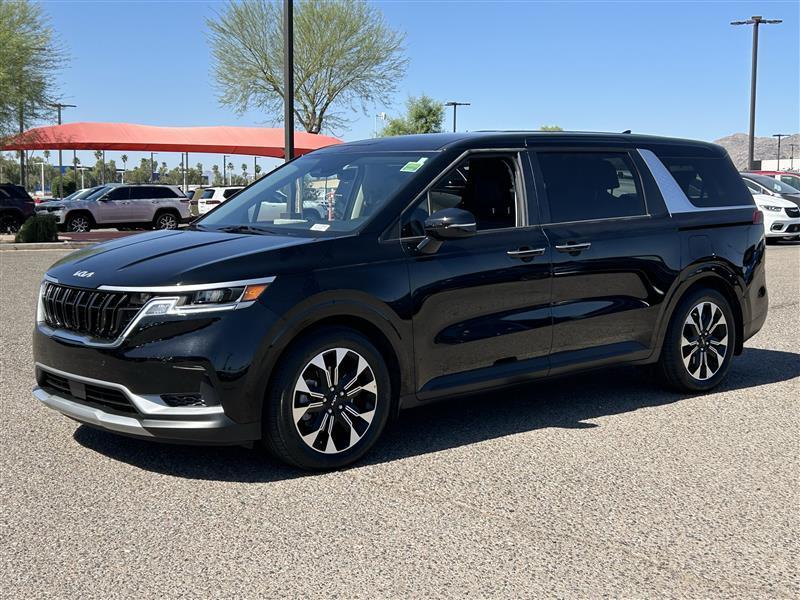 Kia Carnival EX 2024