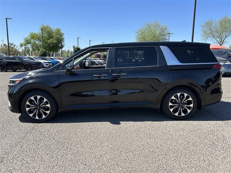 Kia Carnival EX 2024