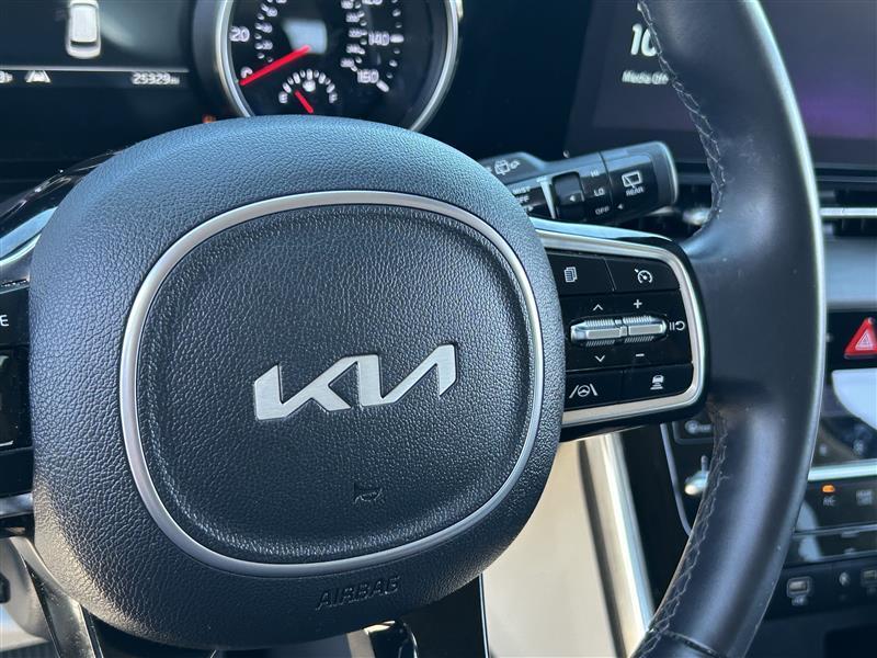 Kia Carnival EX 2024