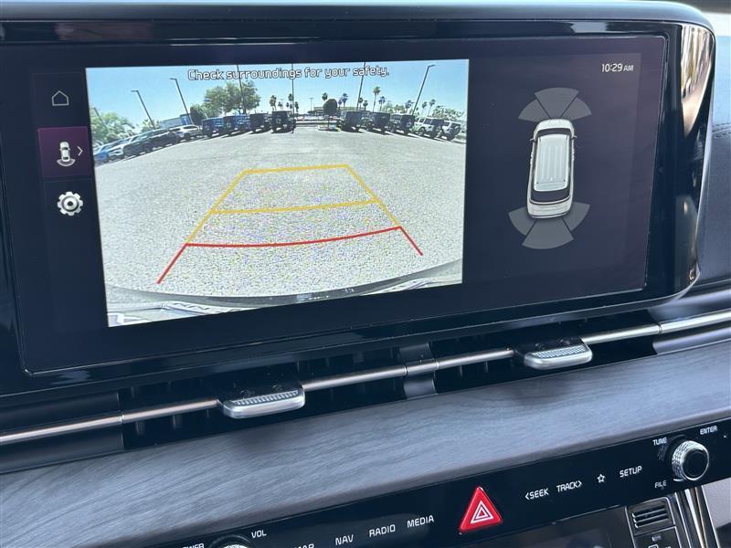 Kia Carnival EX 2024