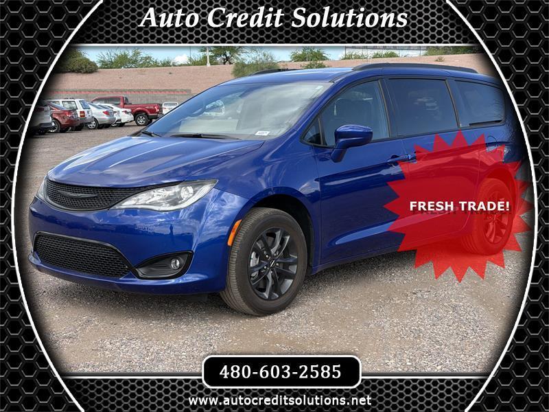 2020 Chrysler Pacifica Touring L AWD