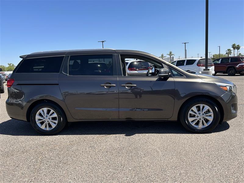 Kia Sedona LX 2016