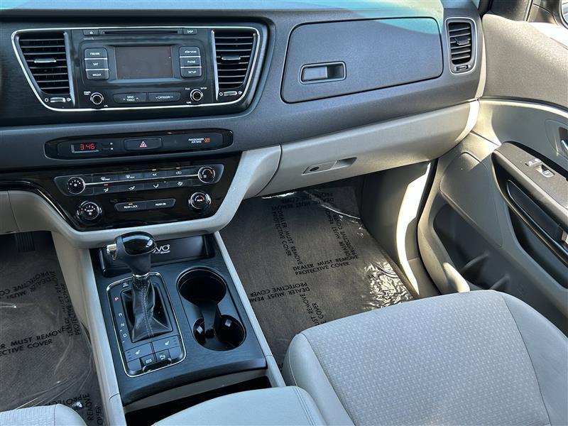 Kia Sedona LX 2016