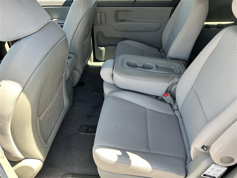 Kia Sedona LX 2016