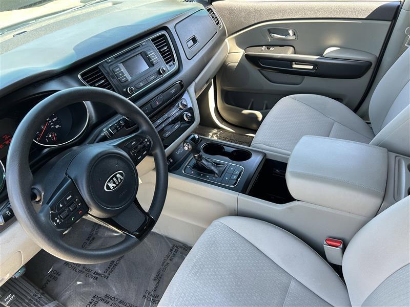 Kia Sedona LX 2016