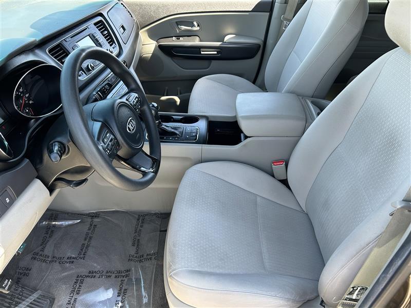 Kia Sedona LX 2016