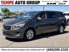 2016 Kia Sedona 