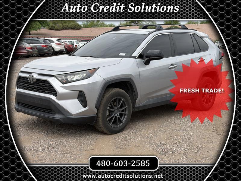 Toyota RAV4 LE 2019