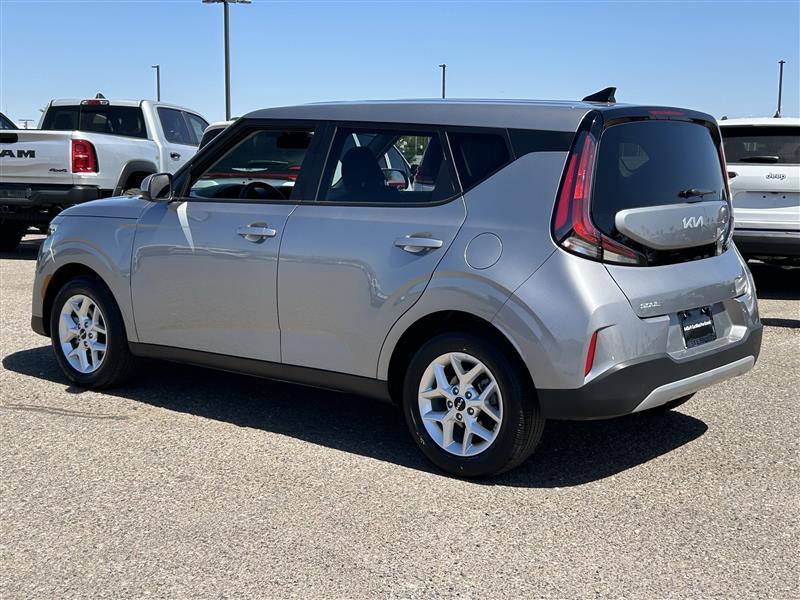 Kia Soul LX 2025