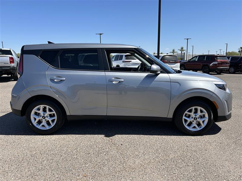 Kia Soul LX 2025