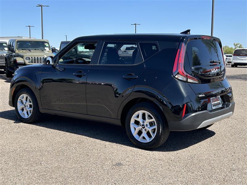 Kia Soul LX 2025