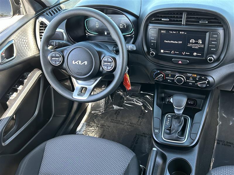 Kia Soul LX 2025