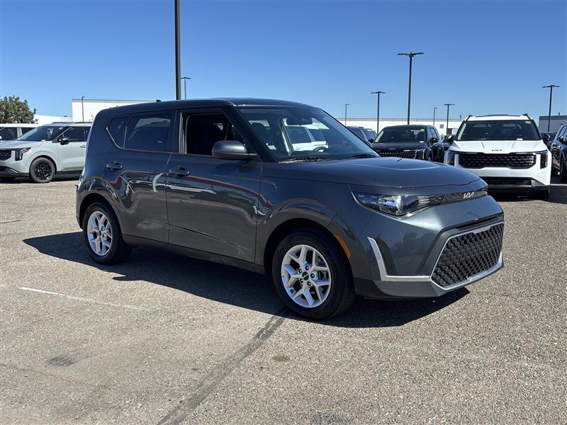 Kia Soul LX 2025