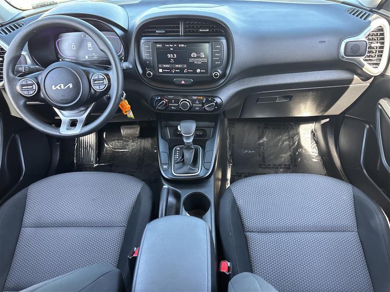 Kia Soul LX 2025